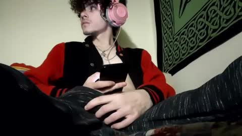 Stitch online show from 02.16.25