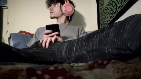 Stitch online show from 03.09.25