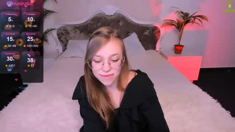 layriantavee online show from 01.15.25