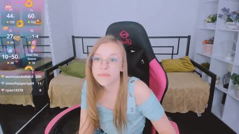 layriantavee online show from 02.06.25