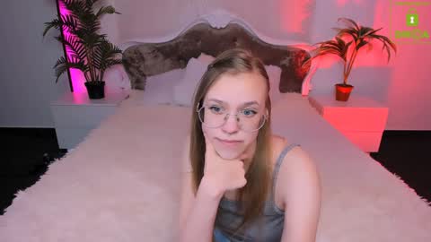 layriantavee online show from 02.07.25