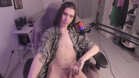 Snapshot of lazy_haze chatting on 02.28.26 Haze aka Slava online show from 02.28.26
