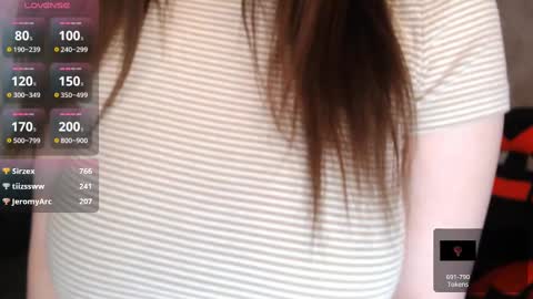 Snapshot of lea_atreides chatting on 03.06.25 Lea Atreides online show from 03.06.25