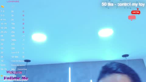    online show from 01.11.25