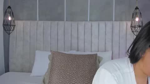    online show from 01.06.26