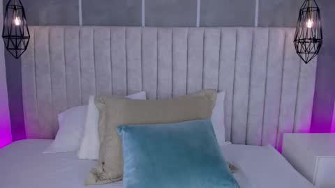    online show from 03.26.26