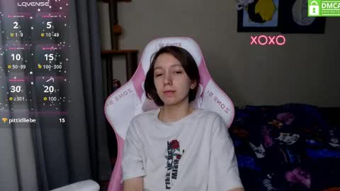 Snapshot of leah__gotty chatting on 12.03.24 Leah Gotty online show from 12.03.24