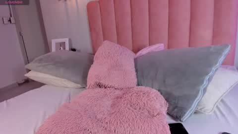 Leah online show from 11.23.25