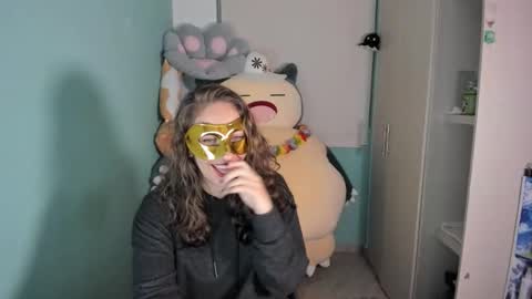 Snapshot of leah_sm chatting on 02.24.26 Laura online show from 02.24.26