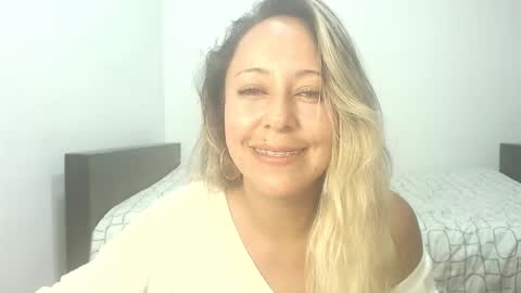 leah_susman online show from 02.12.26