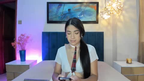 Leah Carter online show from 10.13.25
