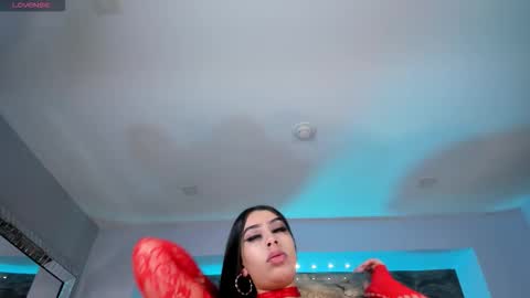 leahlombardi_ online show from 02.05.26