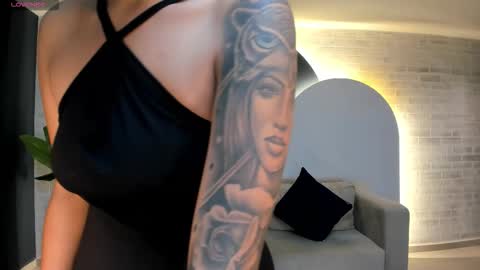 leahnovac online show from 09.30.25