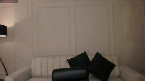 leahnovac online show from 11.27.25