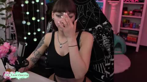 Leah online show from 03.10.26