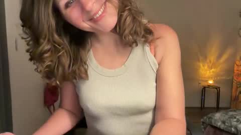 Leah Sparkles online show from 10.16.25