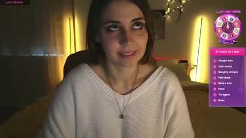 Snapshot of leahwoods chatting on 05.24.26 leahwoods online show from 05.24.26