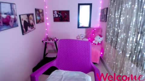 Snapshot of leandra_sex chatting on 02.26.25 Leandra online show from 02.26.25