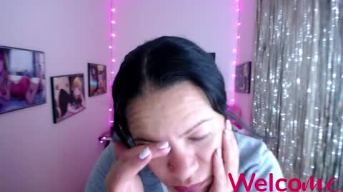 Snapshot of leandra_sex chatting on 02.28.25 Leandra online show from 02.28.25