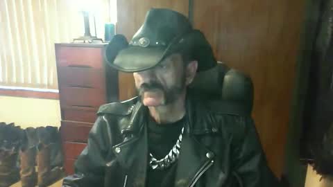 leathergreaser online show from 05.07.26