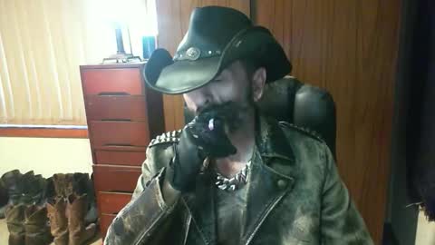 leathergreaser online show from 05.14.26