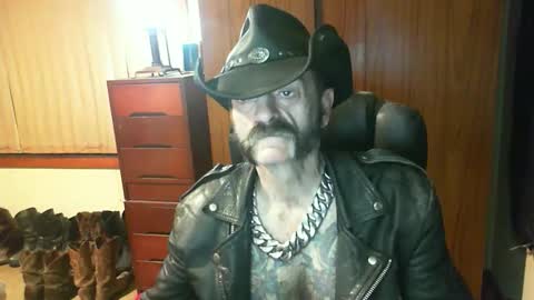 leathergreaser online show from 05.18.26