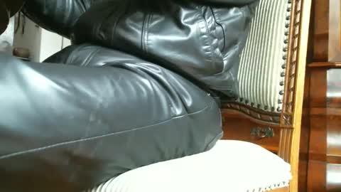 Leathermotocross online show from 12.04.24