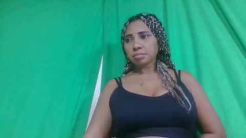 Snapshot of leatiana chatting on 02.19.26 leatiana online show from 02.19.26