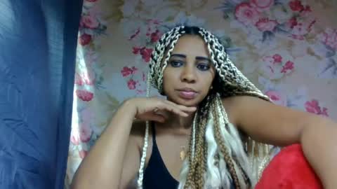 Snapshot of leatianaa chatting on 06.20.26 leatianaa online show from 06.20.26