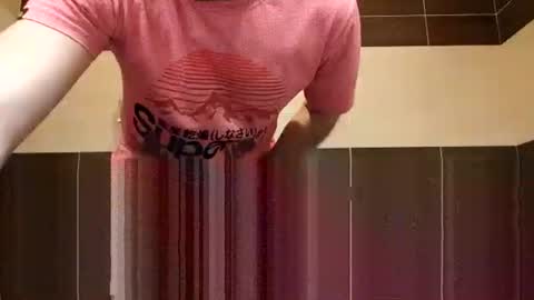 Snapshot of lebrun1985 chatting on 10.30.25 lebrun1985 online show from 10.30.25