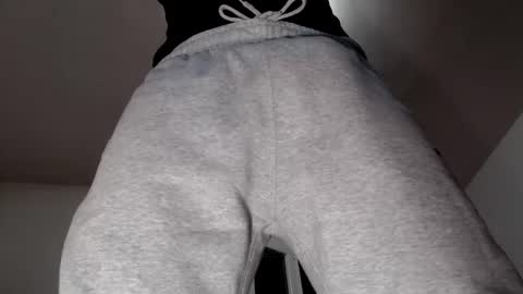 leccameloadesso2 online show from 10.31.25