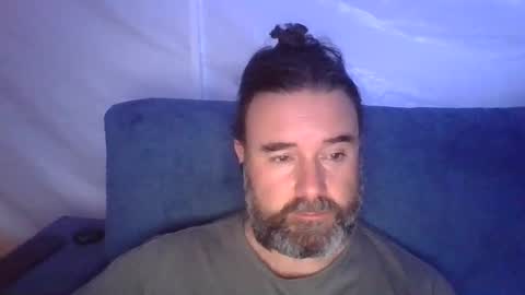 lecheare28 online show from 02.24.25