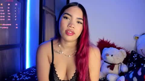 Snapshot of lee_ash chatting on 11.09.25 Ashley online show from 11.09.25