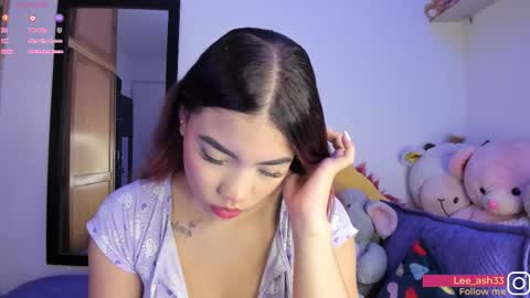 Snapshot of lee_ash chatting on 12.03.25 Ashley online show from 12.03.25