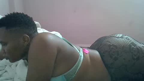 leekekee online show from 10.28.25