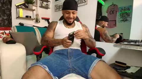 Snapshot of leenar_key chatting on 11.04.25 leenar_key online show from 11.04.25