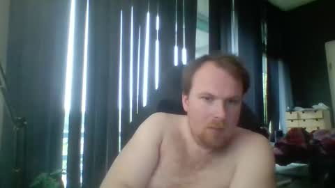 Snapshot of leeuwarder12 chatting on 05.19.26 leeuwarder12 online show from 05.19.26