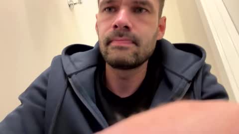 Snapshot of leexxx_69 chatting on 10.24.25 leexxx_69 online show from 10.24.25