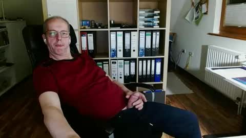 Snapshot of lefti27 chatting on 04.17.26 Dave online show from 04.17.26