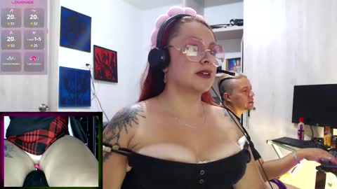 Snapshot of leidycrstnch21 chatting on 10.18.25 LeidyDi223 online show from 10.18.25