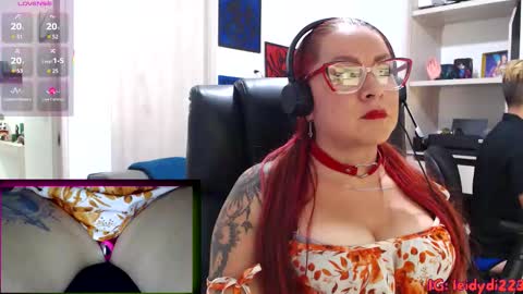 Snapshot of leidycrstnch21 chatting on 10.22.25 LeidyDi223 online show from 10.22.25