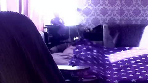 Snapshot of leigharedcross chatting on 02.15.26 Viola online show from 02.15.26