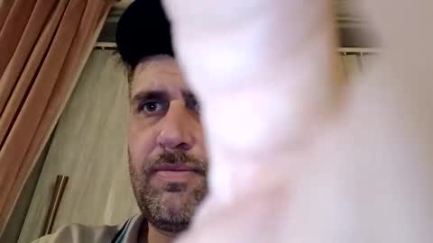 leightimmins001 online show from 11.29.25