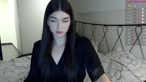 Leila online show from 12.27.24