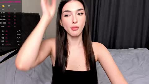 Leila online show from 01.09.26