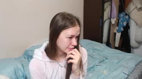 leila_bambi online show from 02.12.25