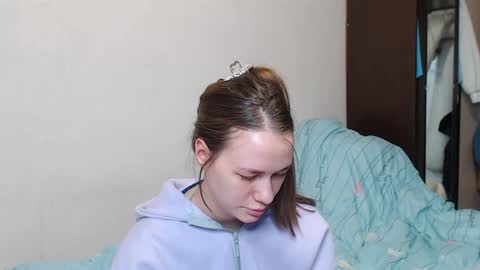 leila_bambi online show from 02.20.25