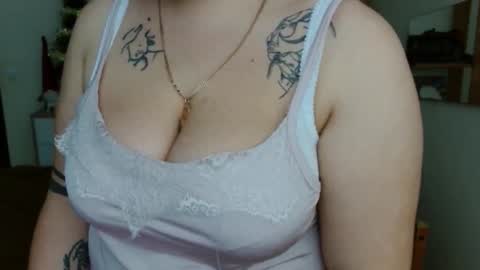 Leila online show from 01.27.25