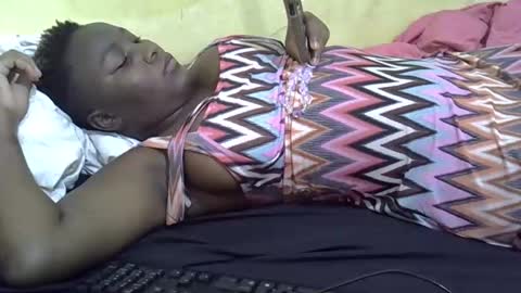 leilah_cute19 online show from 04.20.26