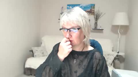 Leila Kinky online show from 05.14.26